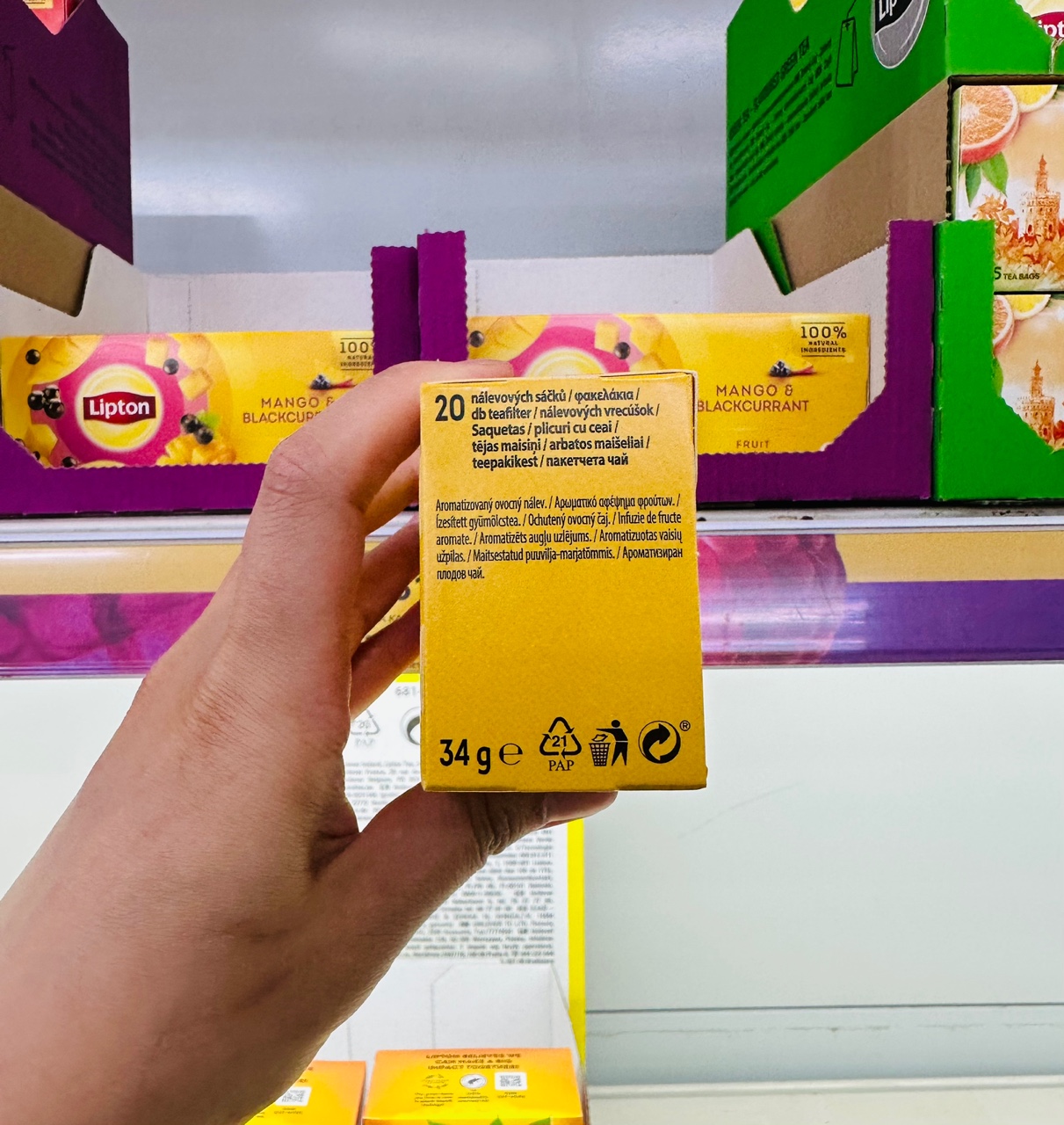 Lipton Mango & Blackcurrant Packaging